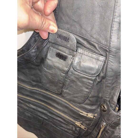 Beyond Leather Vintage Biker Vest L Pockets Sleeveless Zip Lined Snap Black - Picture 4 of 11